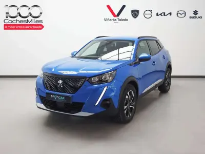 Usado Peugeot 2008 Allure 131 CV (96 kW) 2023 Azul SUV