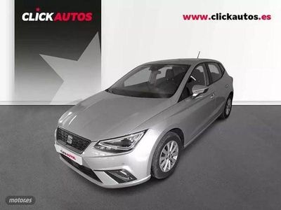 Usado Seat Ibiza Style 110 CV (80 kW) 2023 Plateado Berlina