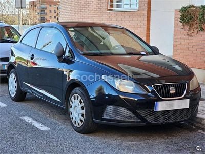 Usado Seat Ibiza SC Reference 70 CV (51 kW) 2010 Negro Utilitario