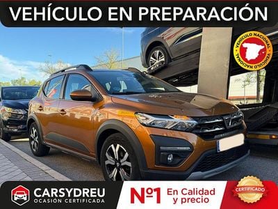 Usado Dacia Sandero Comfort 91 CV (66 kW) 2021 Naranja Berlina