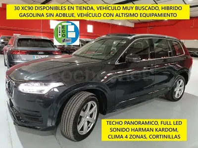 Usado Volvo XC90 Momentum 250 CV (183 kW) 2021 Gris / plata SUV