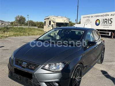 Usado Seat Ibiza FR 150 CV (110 kW) 2019 Gris / plata Utilitario