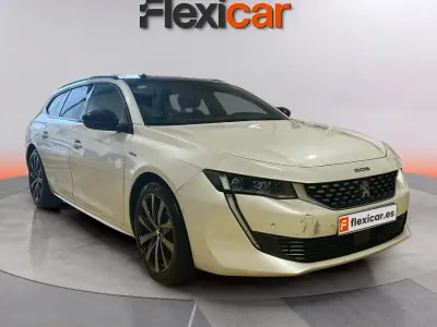 Usado Peugeot 508 SW GT-line 131 CV (96 kW) 2020 Blanco Familiar