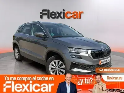 Usado Skoda Karoq Ambition 150 CV (110 kW) 2022 Gris SUV
