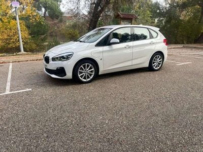 BMW 225