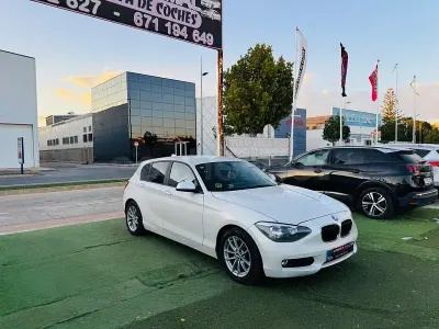 Usado BMW 116 116 CV (85 kW) 2012 Blanco Utilitario