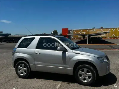Usado Suzuki Grand Vitara 129 CV (94 kW) 2007 Blanco SUV