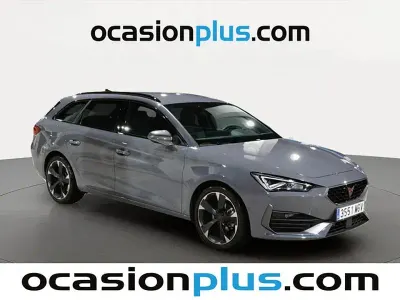 Usado Cupra Leon 150 CV (110 kW) 2023 Gris / plata Familiar