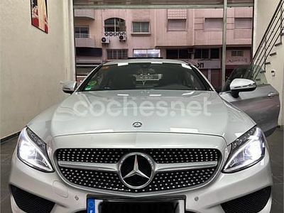 Gris / plata Usado 2017 Mercedes C220 AMG line Coupe | 26.500 € (Un poco caro)