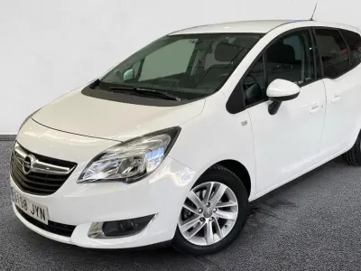 Usado Opel Meriva Selective 120 CV (88 kW) 2017 Monovolumen