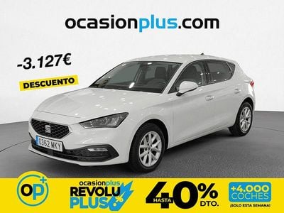 Usado Seat Leon Style 130 CV (95 kW) 2023 Blanco Berlina