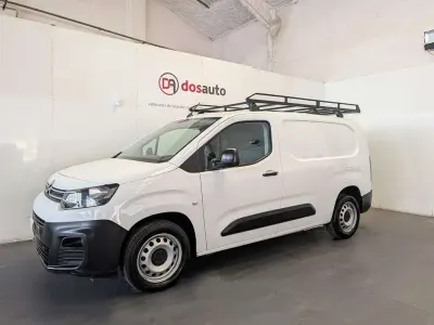 Usado Citroën Berlingo 102 CV (75 kW) 2021 Blanco Monovolumen