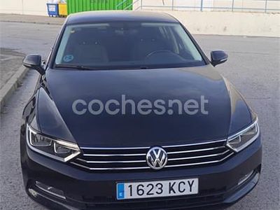 Usado VW Passat Edition 150 CV (110 kW) 2017 Negro Berlina