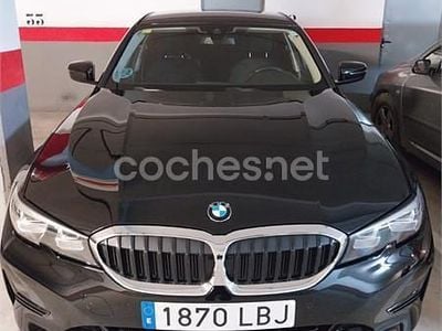 Usado BMW 318 150 CV (110 kW) 2019 Negro Berlina