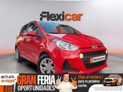 Usado Hyundai i10 66 CV (48 kW) 2019 Rojo Utilitario