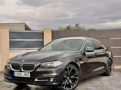 Usado BMW 520 Comfort Edition 189 CV (139 kW) 2015 Gris Berlina