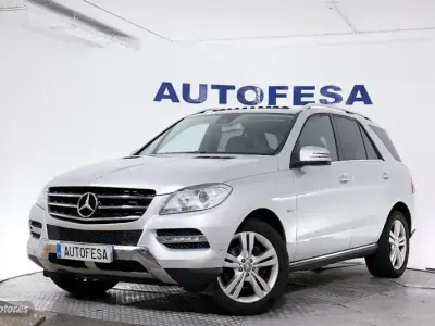 Usado Mercedes ML250 Edition 204 CV (150 kW) 2011 Plateado SUV