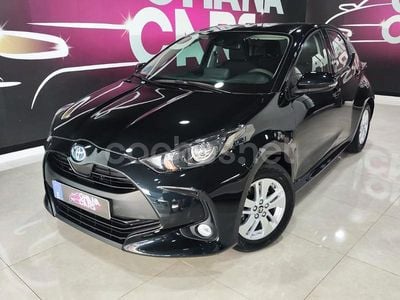 Negro Usado 2021 Toyota Yaris Hybrid Active Berlina | 16.990 € (Buen precio)