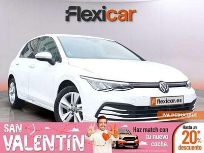 Usado VW Golf VIII Life 110 CV (80 kW) 2024 Blanco Familiar