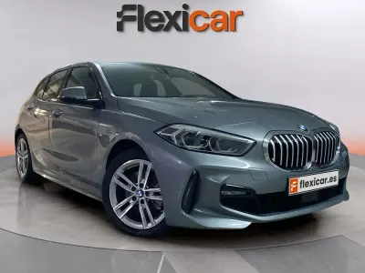 Usado BMW 118 150 HP (110 kW) 2023 Cinzento Citadino