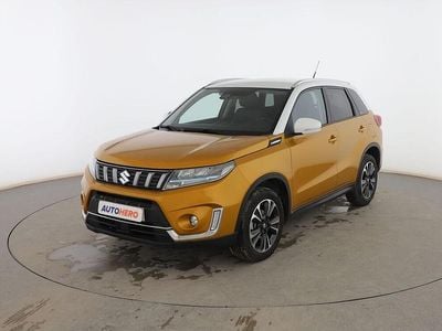 Usado Suzuki Vitara Comfort 116 CV (85 kW) 2022 Amarillo SUV