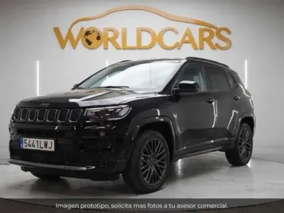 Usado Jeep Compass Limited 131 CV (96 kW) 2022 Negro SUV
