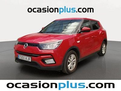 Usado Ssangyong (KGM) Tivoli 128 CV (94 kW) 2018 Rojo SUV