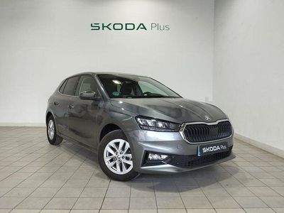 Usado Skoda Fabia Selection 95 CV (69 kW) 2024 Gris Utilitario