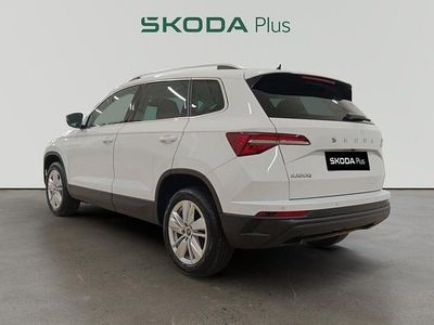 Usado Skoda Karoq Selection 150 CV (110 kW) 2025 Blanco SUV
