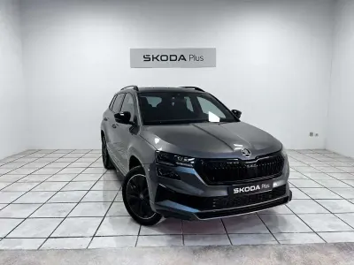 Nuevo Skoda Karoq SportLine 150 CV (110 kW) 2025 Gris SUV