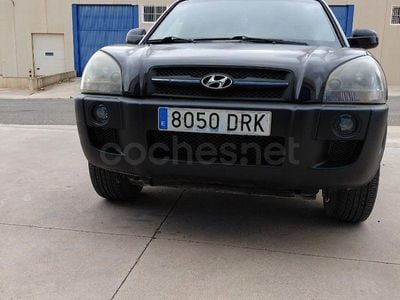 Usado Hyundai Tucson Style 112 CV (82 kW) 2005 Negro SUV