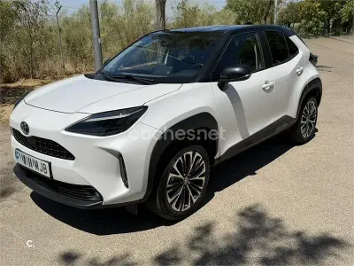 Usado Toyota Yaris Cross Style 116 CV (85 kW) 2023 Blanco SUV