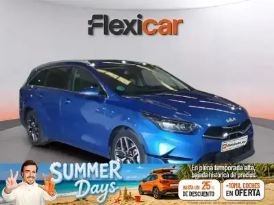 Usado Kia Ceed 120 CV (88 kW) 2022 Azul Utilitario