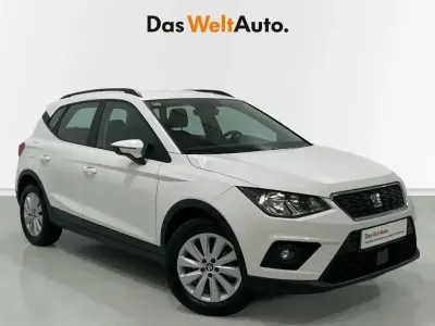 Usado Seat Arona Style 115 CV (84 kW) 2020 Blanco SUV