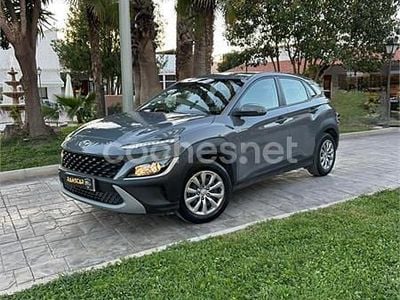 Usado Hyundai Kona 120 CV (88 kW) 2023 Gris / plata SUV