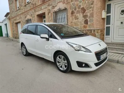 Usado Peugeot 5008