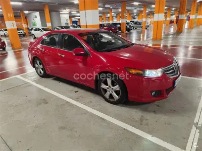 Usado Honda Accord Innova 201 CV (147 kW) 2008 Rojo Berlina