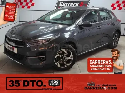 Usado Kia XCeed 115 CV (84 kW) 2019 Gris / plata SUV