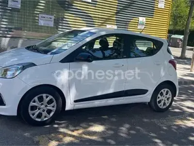 Usado Hyundai i10 Style 87 CV (63 kW) 2016 Blanco Utilitario
