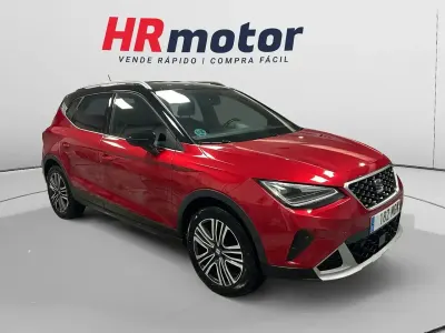 Usado Seat Arona Xperience 110 CV (80 kW) 2023 Rojo SUV