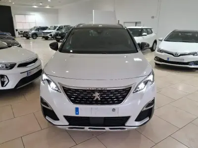 Usado Peugeot 5008 GT-line 131 CV (96 kW) 2020 Blanco SUV