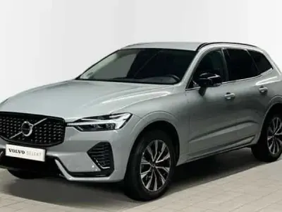 Usado Volvo XC60 Plus 2025 Gris SUV