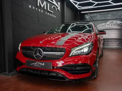 Käytetty Mercedes CLA45 AMG 381 HP (280 kW) 2017 Punainen Sedan