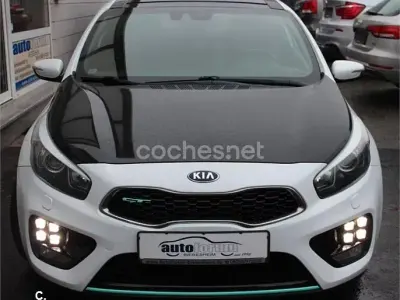 Käytetty Kia Ceed Comfort 135 HP (99 kW) 2014 Valkoinen Viistoperä
