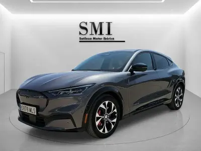 Usado Ford Mustang Mach-E 197 kW (269 CV) 2023 Gris SUV