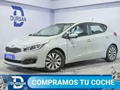 Usado Kia Ceed 101 CV (74 kW) 2018 Gris Utilitario