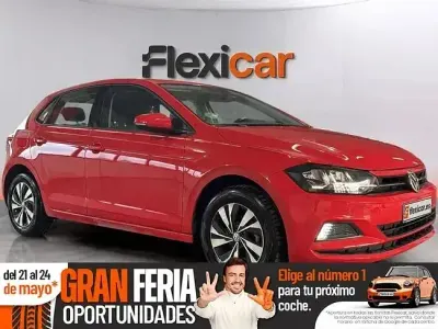 Begagnad VW Polo Advance 95 HK (69 kW) 2017 Röd