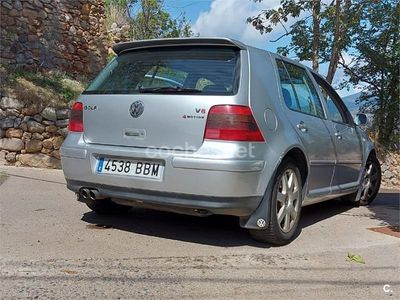 Gris / plata Usado 2000 VW Golf IV Berlina | 5300 €