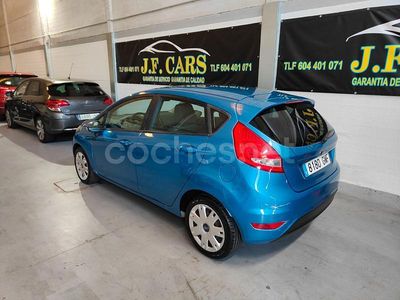 Azul Usado 2010 Ford Fiesta Trend Utilitario | 4990 € (Un poco caro)
