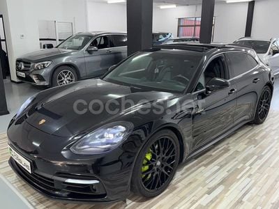 Porsche Panamera 4
